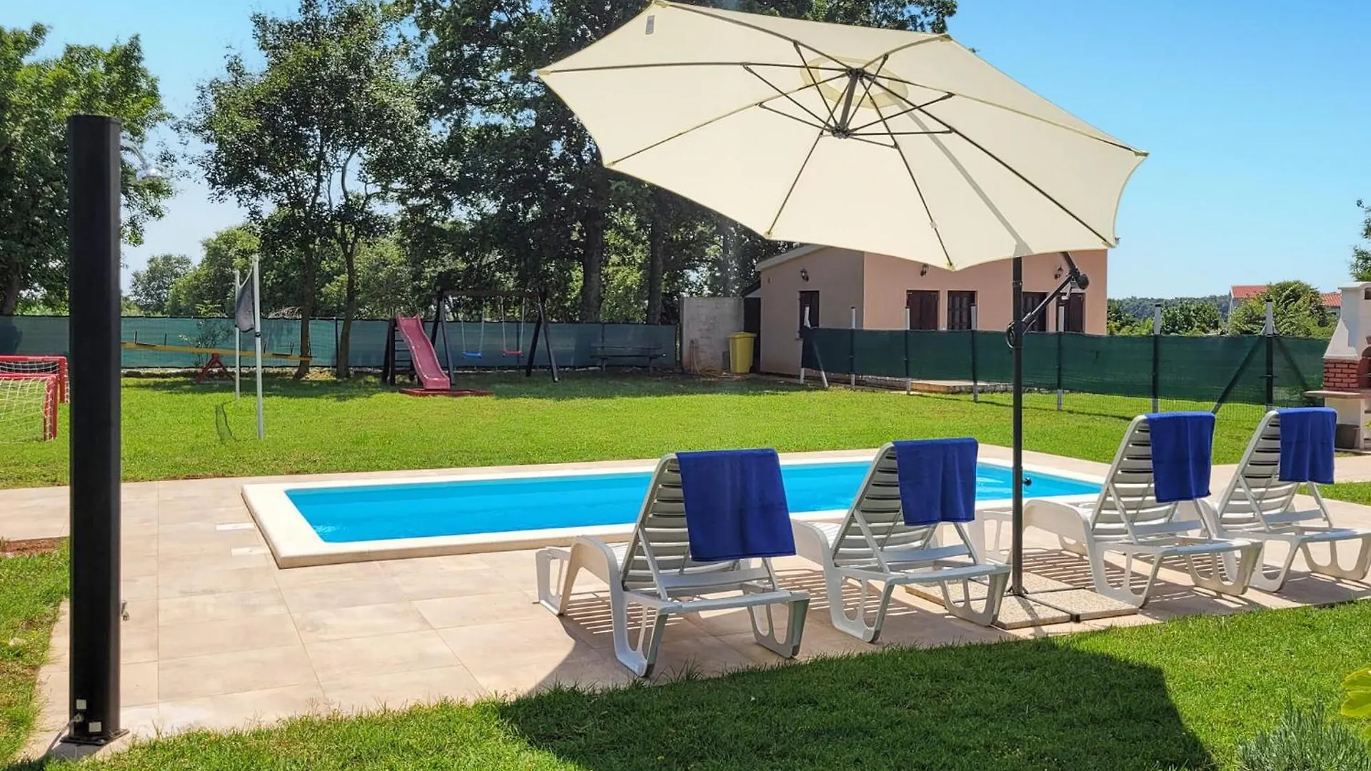 Stunning Home In Medulin With Wifi 0*,  Croatia