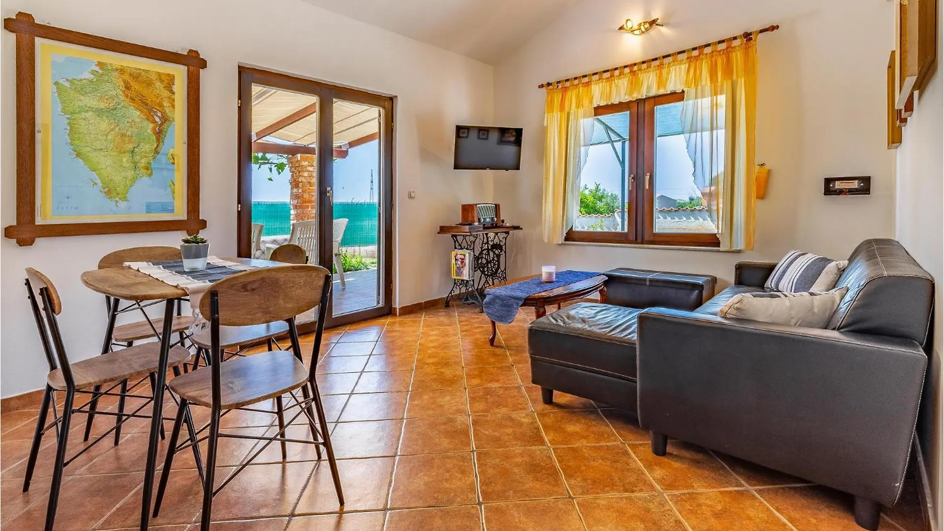 Stunning Home In Medulin With Wifi 0*,